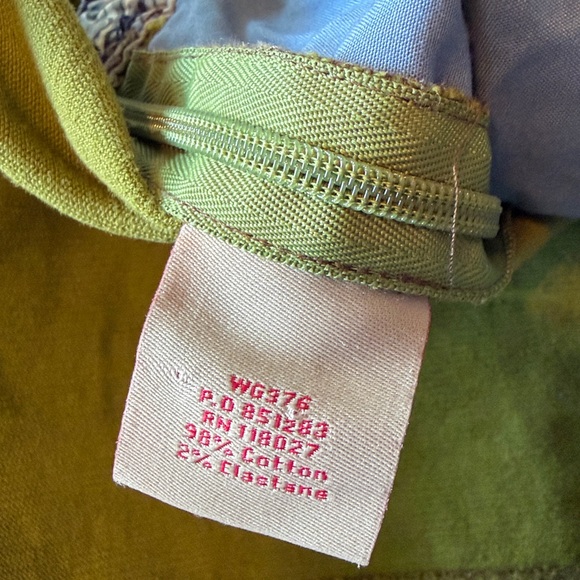 Boden apple  Green Mini Skirt sz 16 corduroy - Picture 6 of 8